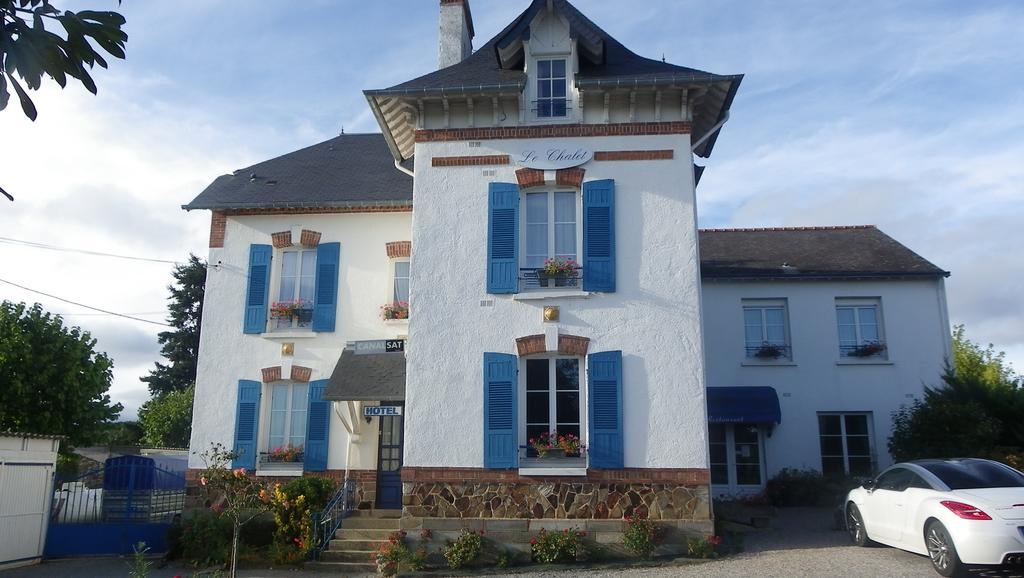 Hotel Restaurant Le Chalet Guéméné-Penfao エクステリア 写真